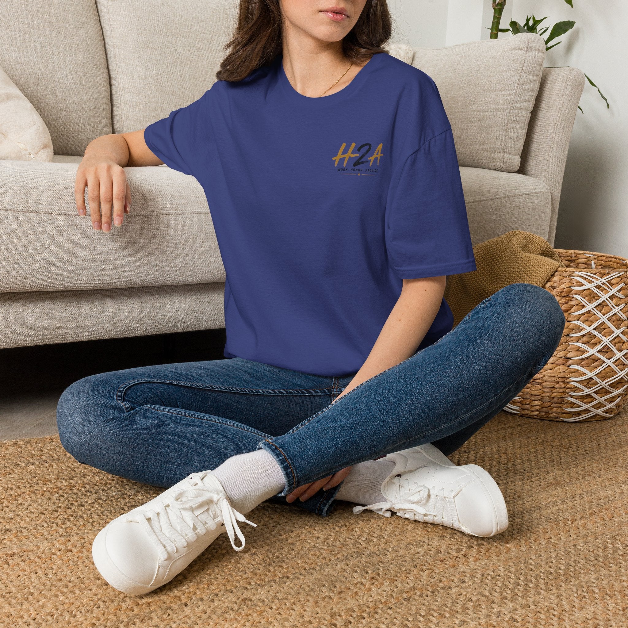 Unisex T-shirt in deep blue with small H2A logo on the chest