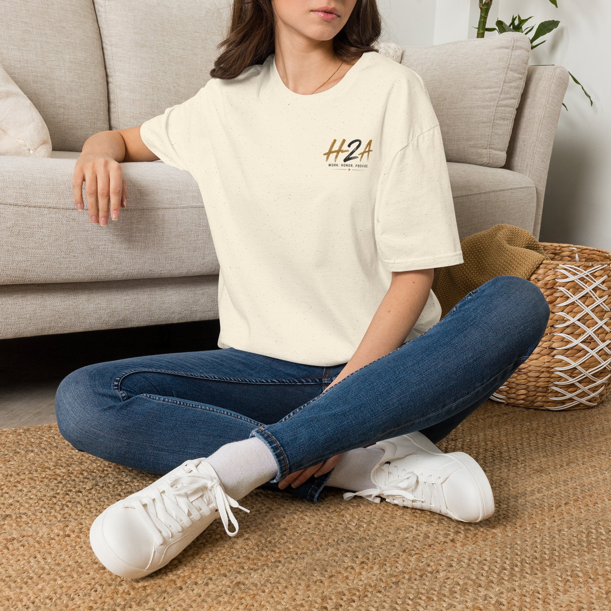 Softstyle T-shirt in natural cream, front H2A logo, short sleeves